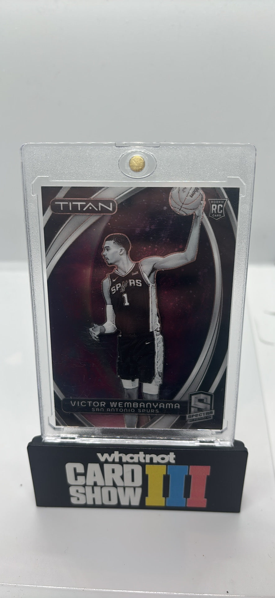 Victor wembanyama titan rookie